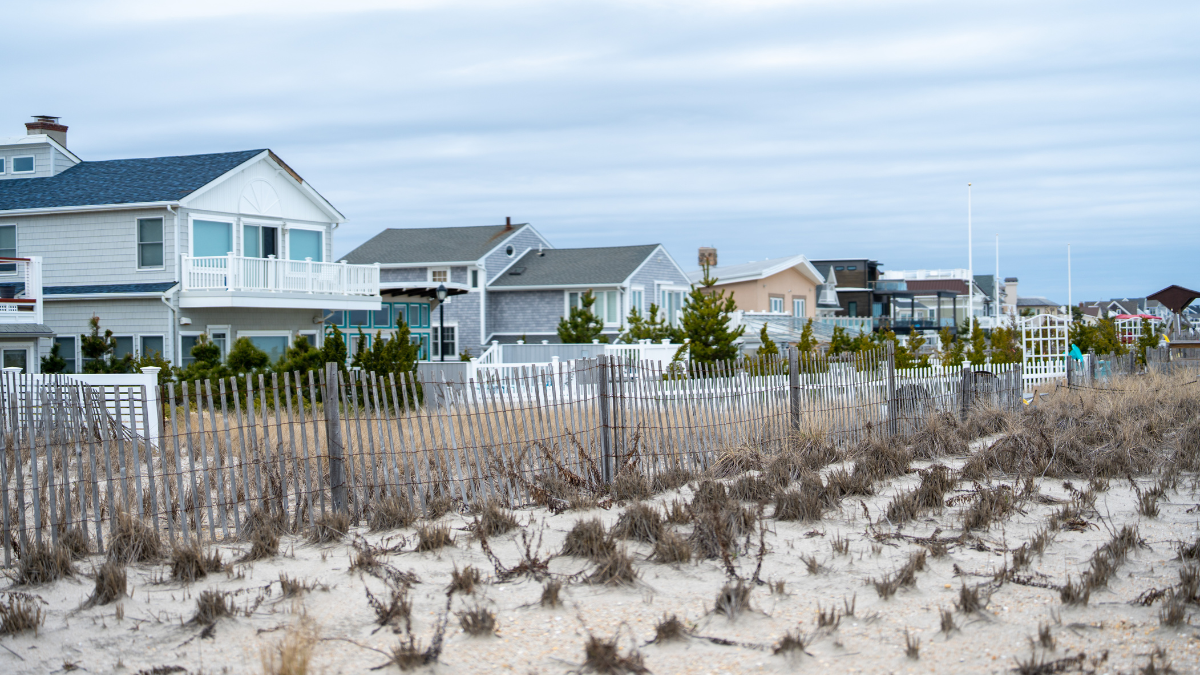 Town Feature Brick Township Buying & Selling